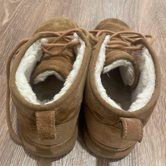 UGG Men's Brown Chukka Boots - Picture 7 of 16